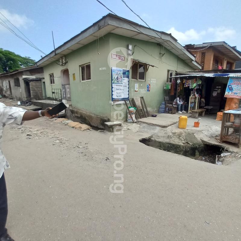 1 bedroom Flat / Apartment for rent Abule Ijesha Abule-Ijesha Yaba Lagos