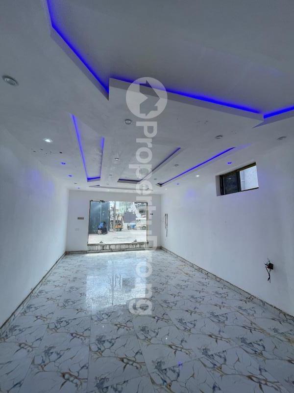 Commercial Property for rent Off Pedro Road, Palmgroove Shomolu Lagos