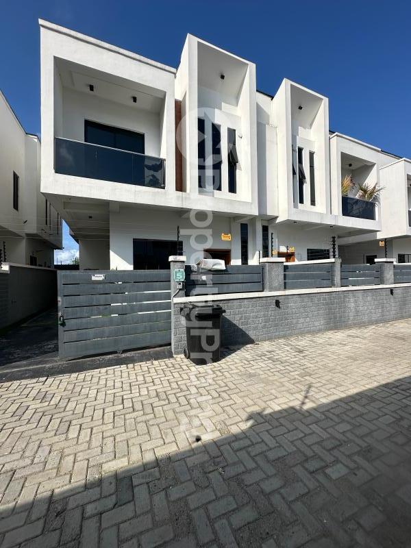 4 bedroom House for sale orchid Lekki Lagos