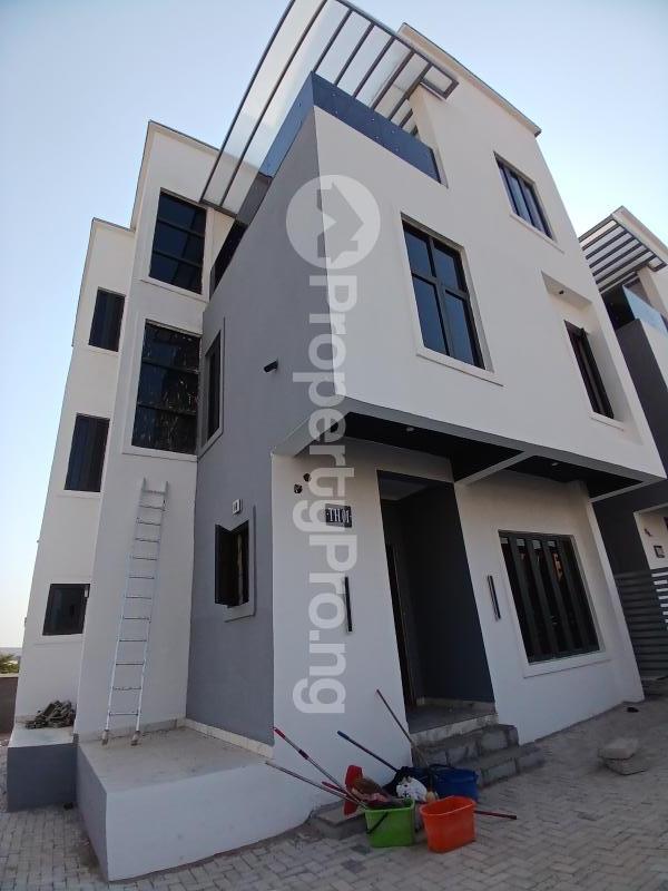 5 bedroom House for sale Diplomatic Zone Guzape Abuja