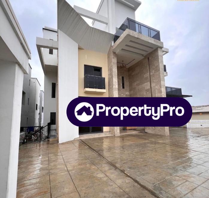 9 bedroom House for sale Katampe Abuja