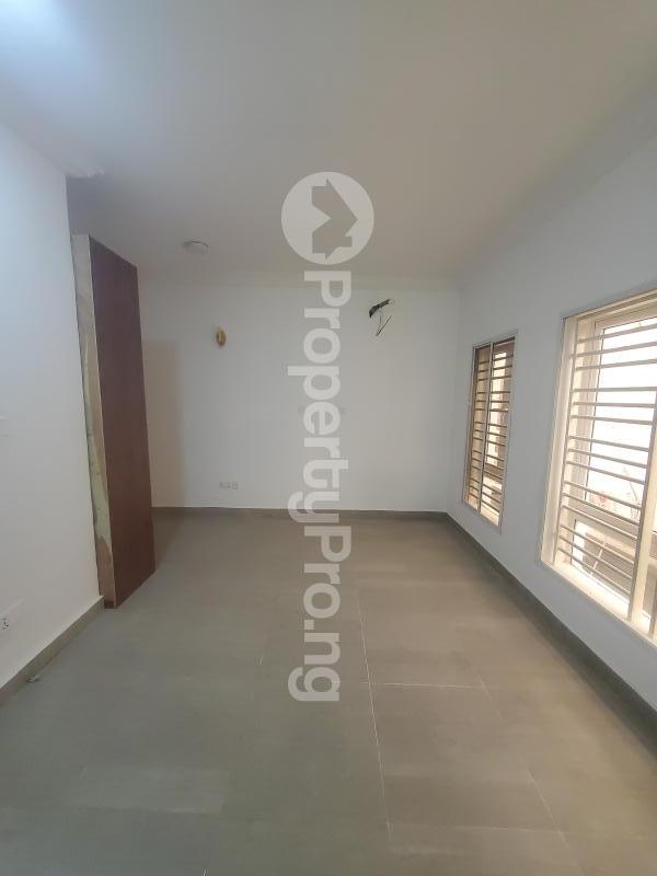 Flat / Apartment for rent Ologolo Lekki Lagos