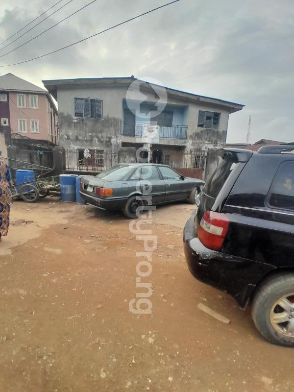 Land for sale Close To Yabatech Fadeyi Shomolu Lagos