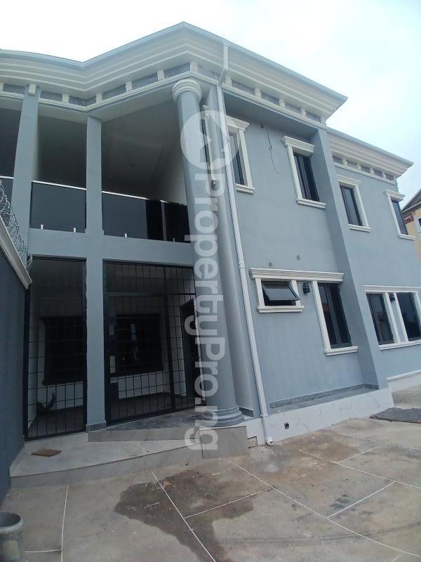 5 bedroom House for rent By Cedar Crest Hospital Apo Abuja