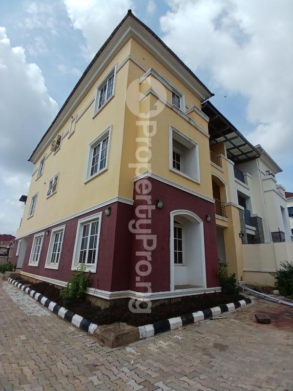 5 bedroom House for rent Diplomatic Zone Guzape Abuja
