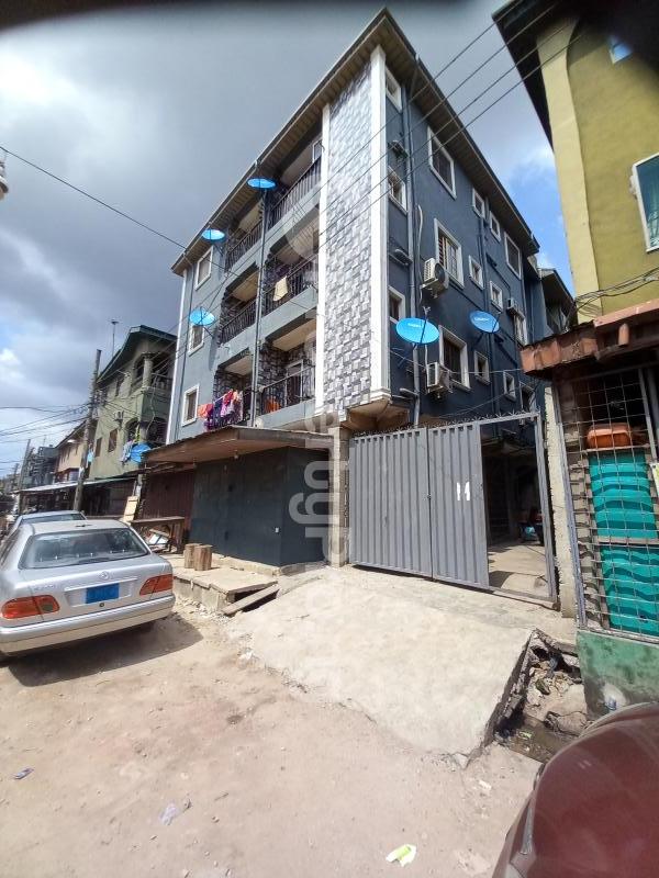 1 bedroom Flat / Apartment for rent Off Herbert Macaulay Way Ebute Metta Yaba Lagos - 0