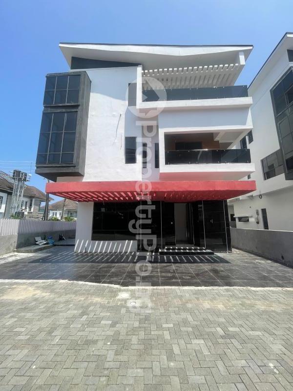 5 bedroom House for sale Ologolo Lekki Lagos