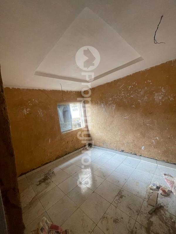 1 bedroom Flat / Apartment for rent Mafoluku Oshodi Lagos