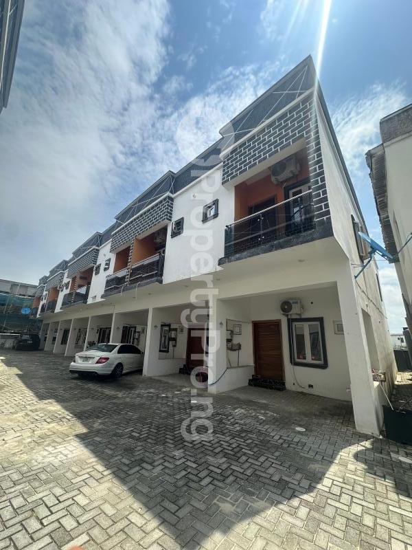 3 bedroom House for sale Ikota Lekki Lagos