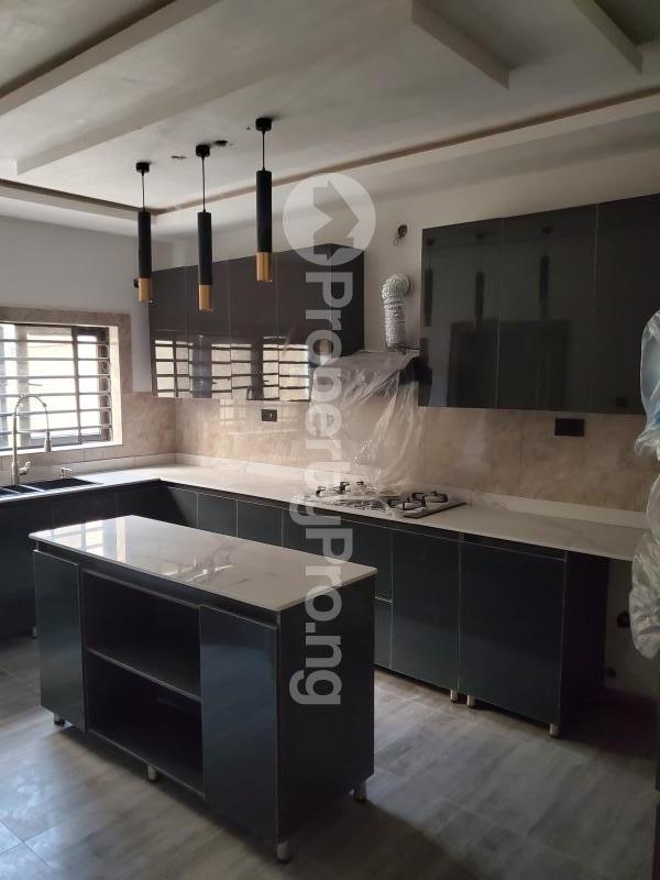 4 bedroom House for sale Off 7up Olubadan Avenue Oluyole Estate Ibadan Oyo