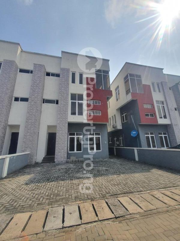 4 bedroom House for sale   Osapa london Lekki Lagos