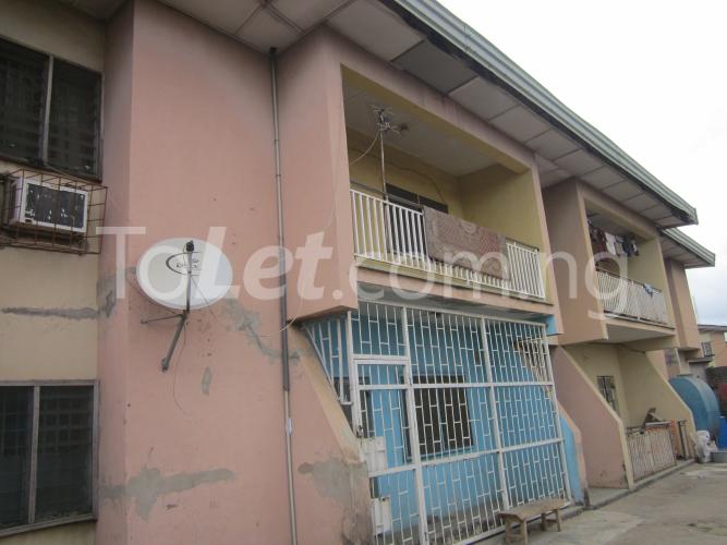 3 bedroom Flat / Apartment for rent Oladimeji Surulere Surulere Lagos - 0