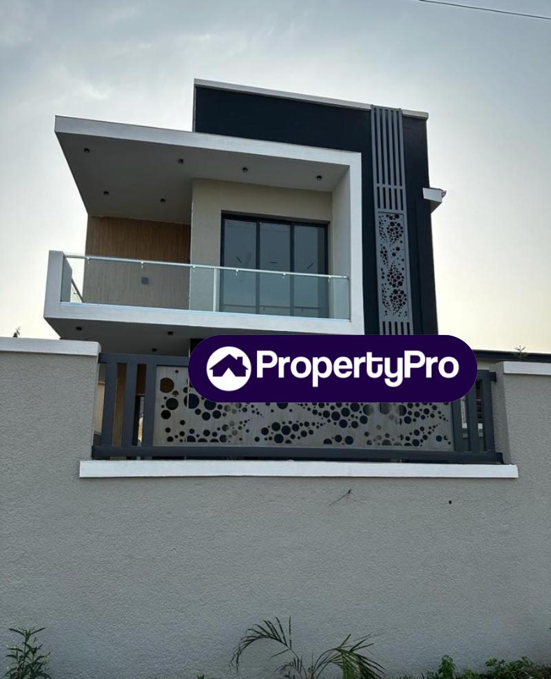 4 bedroom House for sale Shonibare Estate, Maryland, Lagos Maryland Lagos