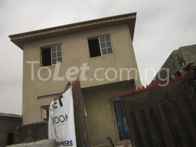 2 bedroom Flat / Apartment for rent Chief Ifeanyi Street, Off Oshofolarin Shomolu Shomolu Lagos