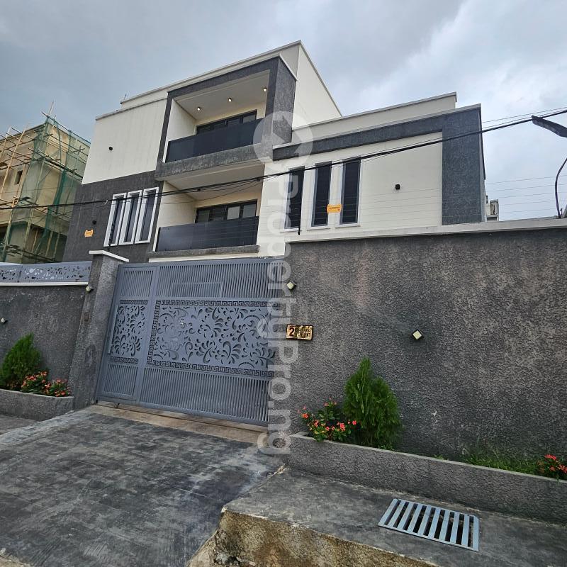 5 bedroom House for rent Boet Estate Adeniyi Jones Ikeja Lagos