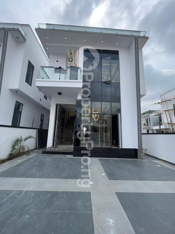 4 bedroom House for sale Ado Road Ajah Lagos