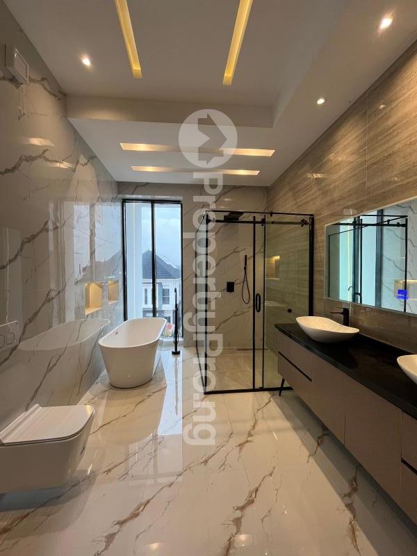 5 bedroom House for sale Lekki Lagos