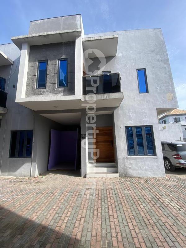 4 bedroom House for sale Osapa london Lekki Lagos