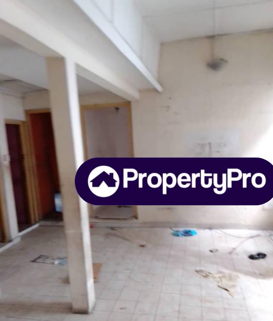 3 bedroom House for sale Off Adeniran Ogunsanya Surulere Lagos