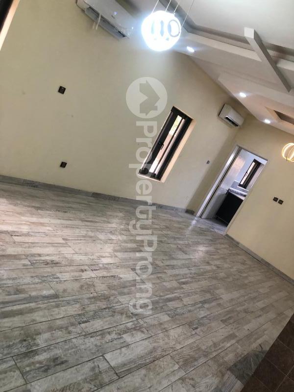 5 bedroom House for rent   2nd Avenue Extension Ikoyi Lagos
