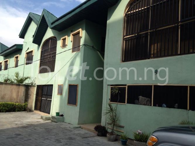 3 bedroom Flat / Apartment for rent Off Omonire Johnson Lekki Lekki Lagos