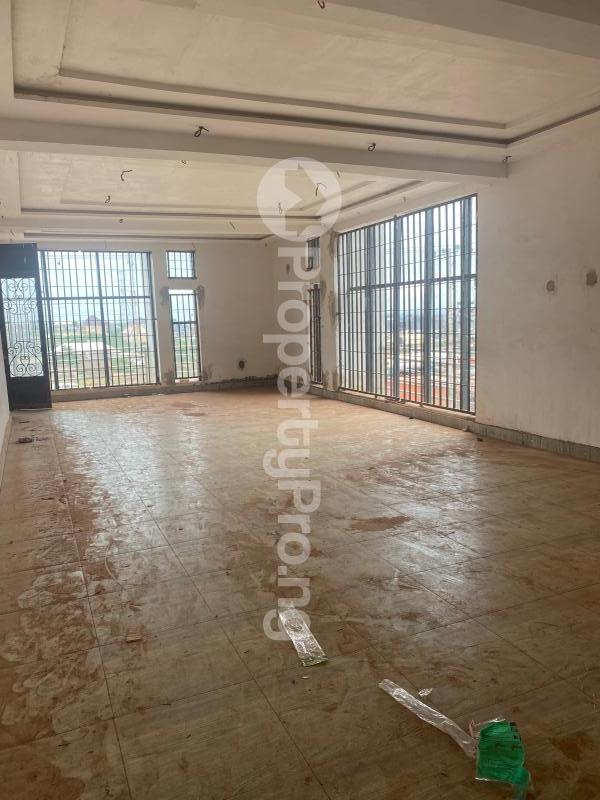 Commercial Property for rent Enugu/ph Road Enugu Enugu