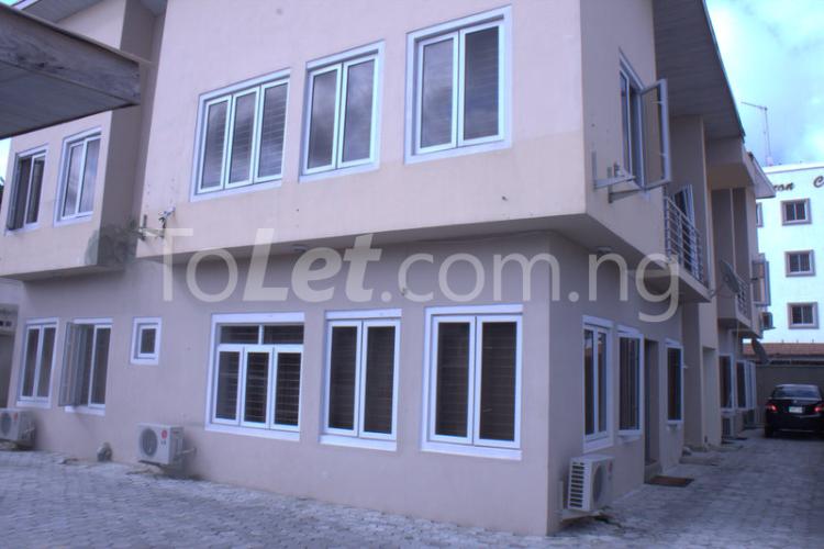 2 bedroom Flat / Apartment for rent Off Admiralty Road (close To Admiralty Hotel) Lekki Lekki Lagos