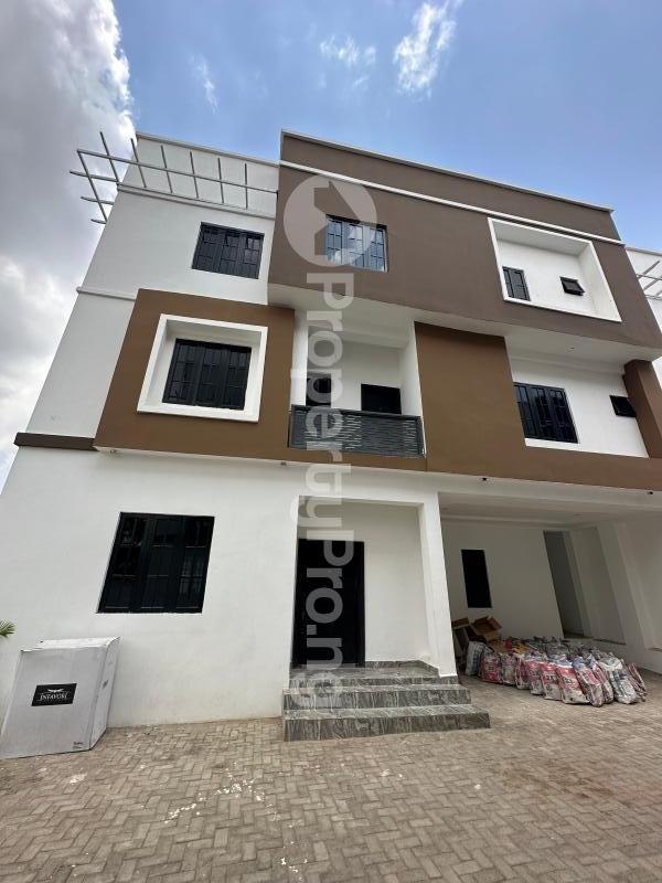 5 bedroom House for sale Guzape Abuja
