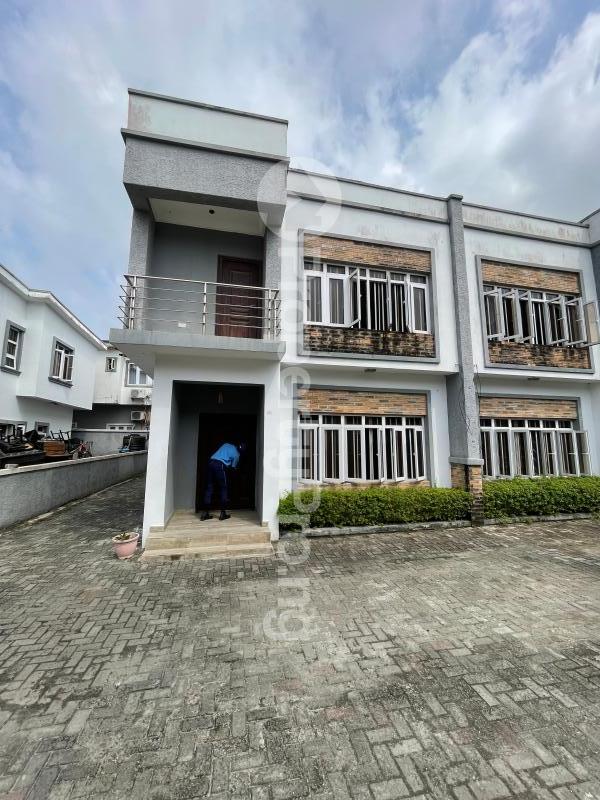 4 bedroom House for rent Orchid Lekki Lagos