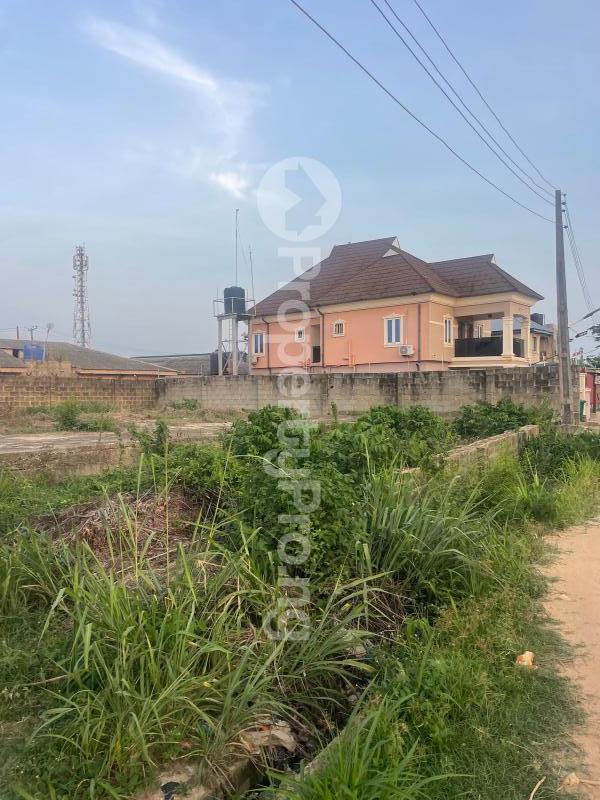 Land for sale Cornerstone Estate Back Of Nipco Filling Station, Ebute Igbogbo Road Ikorodu Ebute Ikorodu Lagos