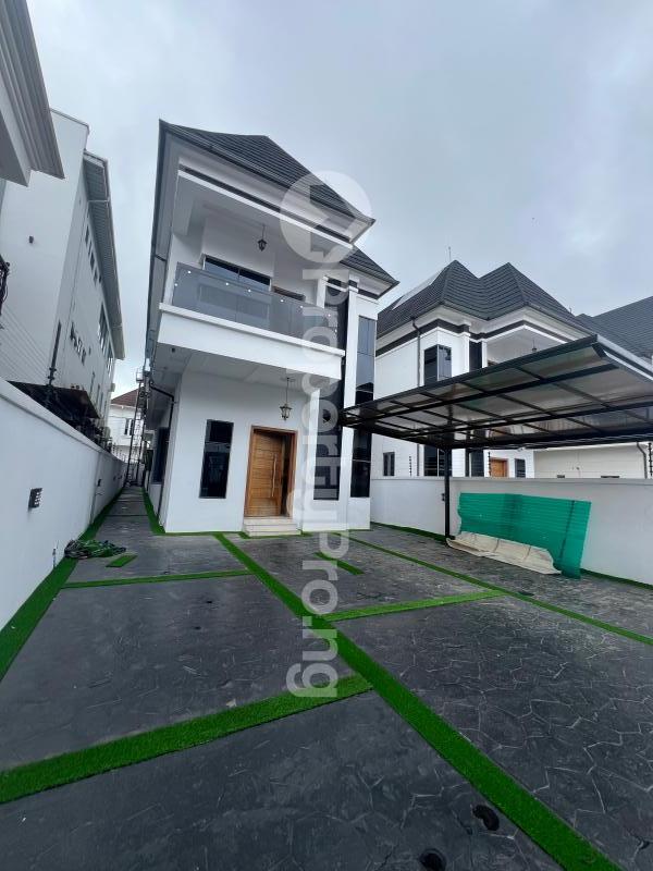 4 bedroom House for sale Chevron Lekki Lagos