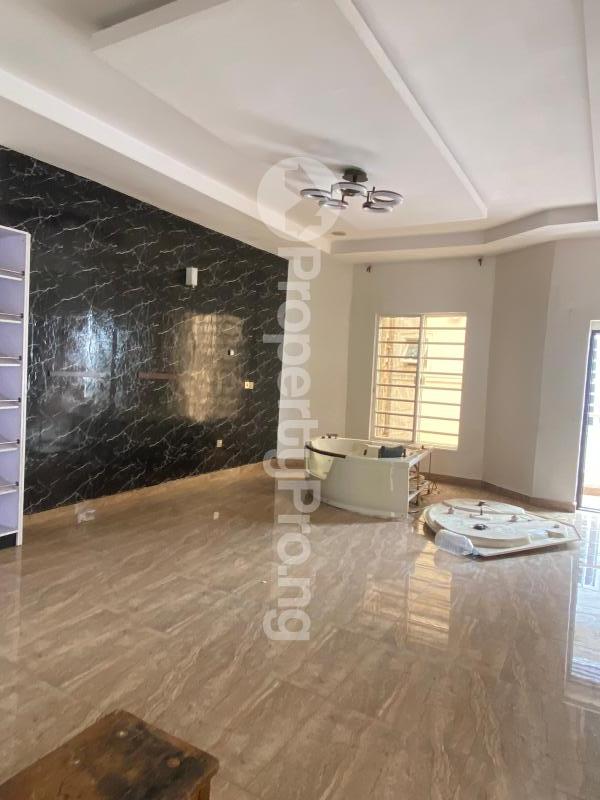 1 bedroom Flat / Apartment for rent Chevron ,in A Secured Estate Chevron Lekki Lagos