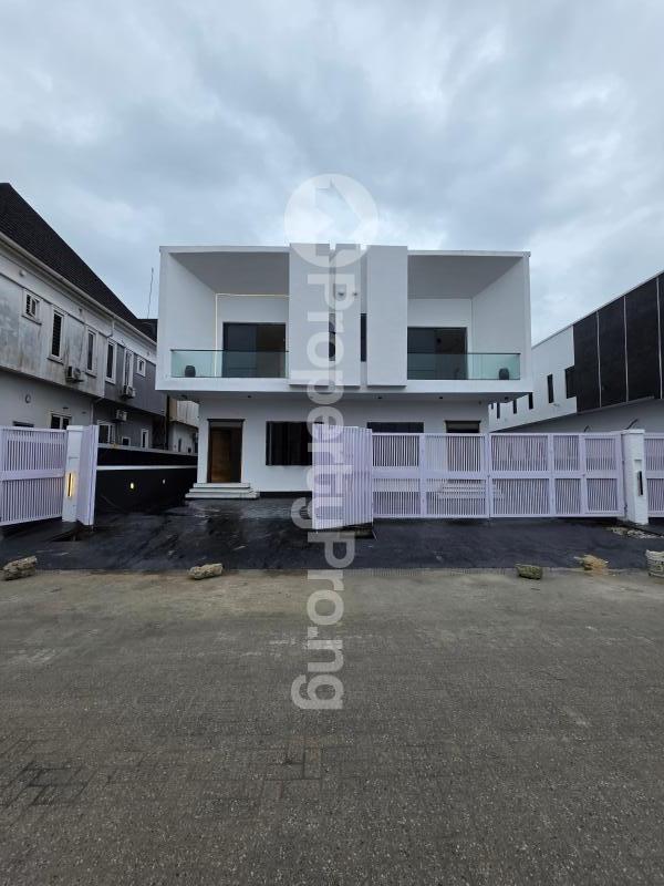 4 bedroom House for sale Dpkay Estate orchid Lekki Lagos