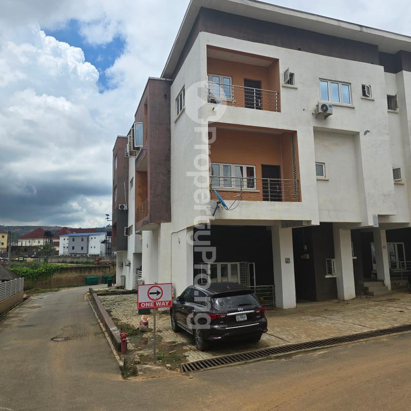 3 bedroom House for rent Close To Aso Radio, Katampe Main Abuja