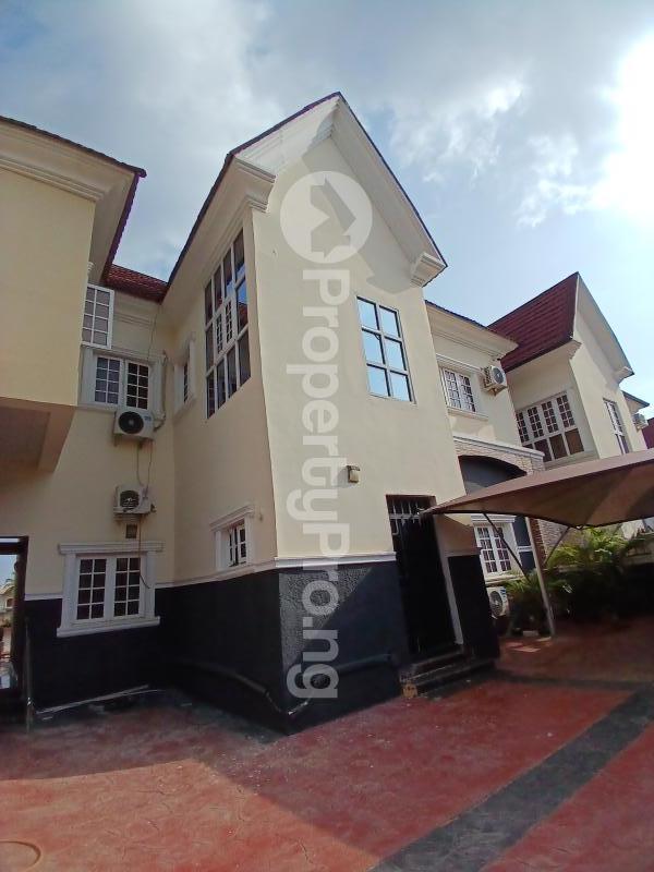 4 bedroom House for sale Diplomatic Zone, Guzape Abuja