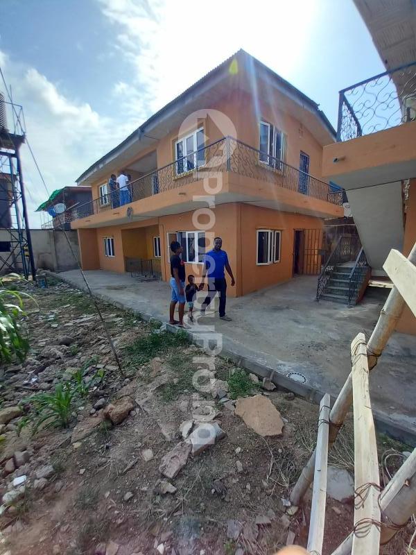 3 bedroom Flat / Apartment for rent Miyaki Oworonshoki Gbagada Lagos