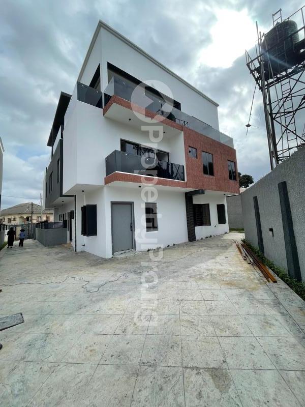 4 bedroom House for sale Okupe Estate Maryland Anthony Village Maryland Lagos