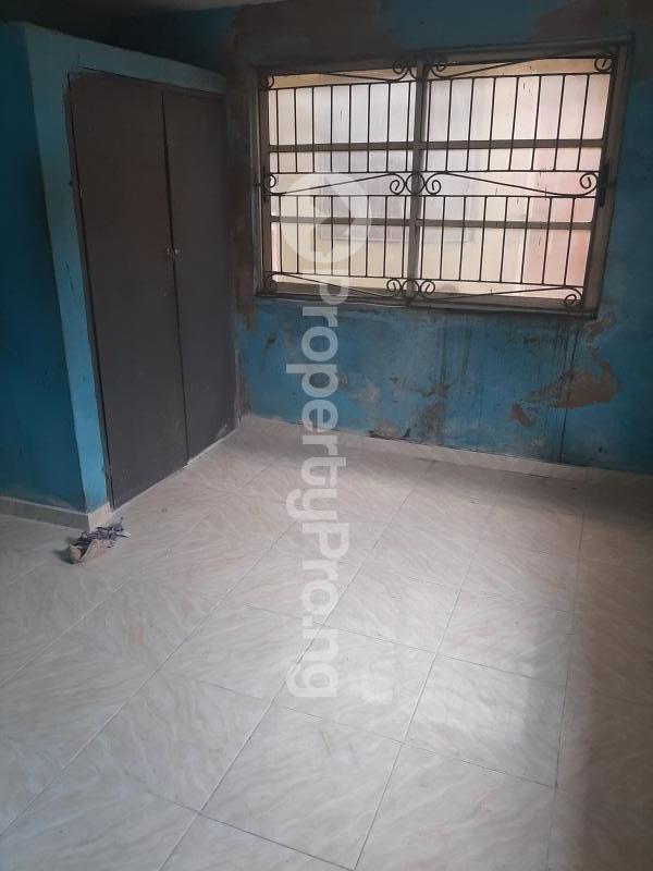 3 bedroom House for rent Abule Ijesha Abule-Ijesha Yaba Lagos
