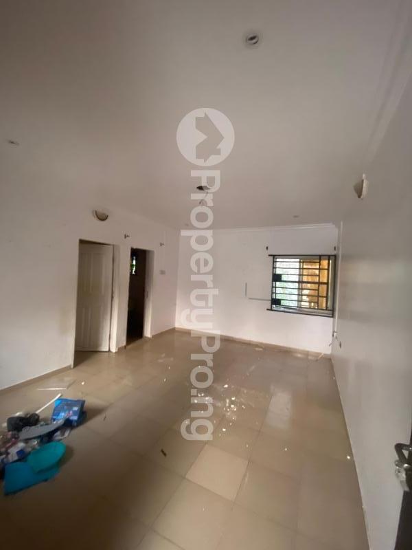 Flat / Apartment for rent Spg Ologolo Lekki Lagos