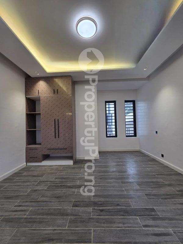 5 bedroom House for sale Adeniyi Jones Ikeja Lagos