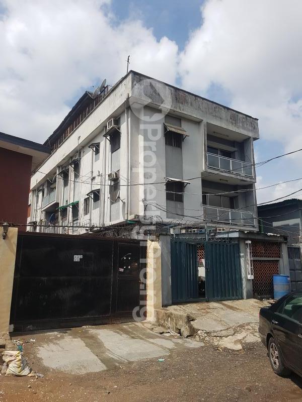 House for sale Ogayemi Street Iwaya Yaba Lagos