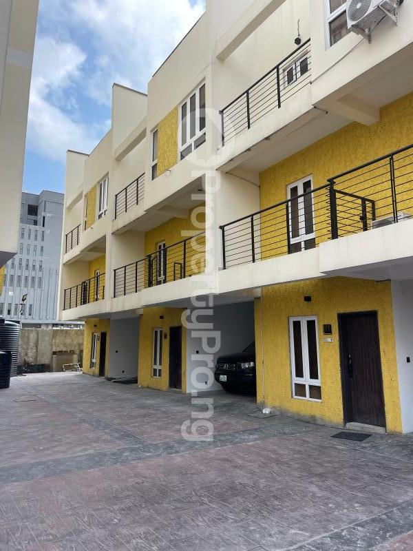 4 bedroom House for sale Itedo Estate, Right Off Freedom Way, Lekki Phase 1 Lekki Lagos