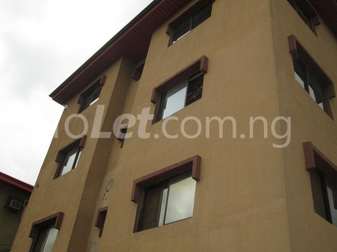 3 bedroom Flat / Apartment for rent Anthony Udoh Street Oshodi Expressway Oshodi Lagos