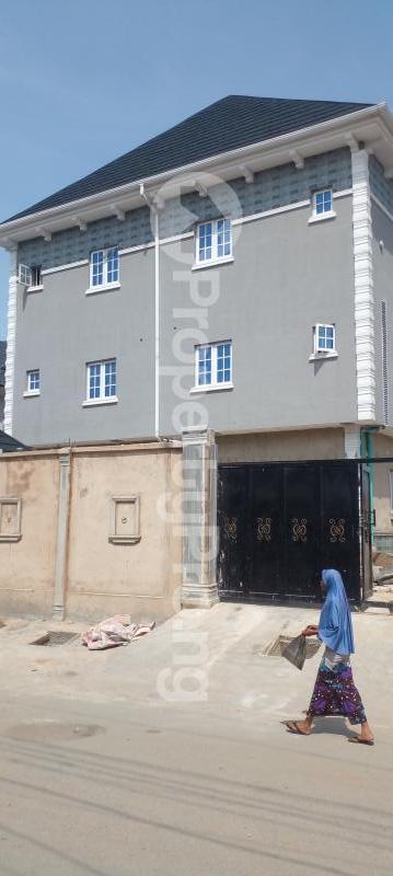 1 bedroom Flat / Apartment for rent Off Adebola Ojomu Street Aguda Surulere Lagos - 0