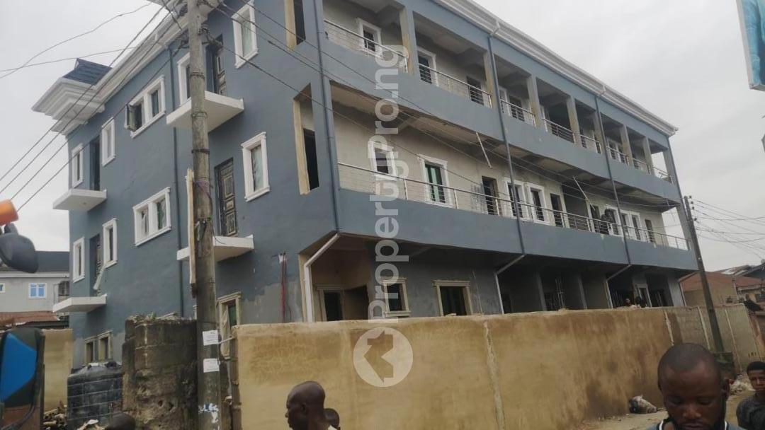 1 bedroom Flat / Apartment for rent Iwaya Yaba Lagos