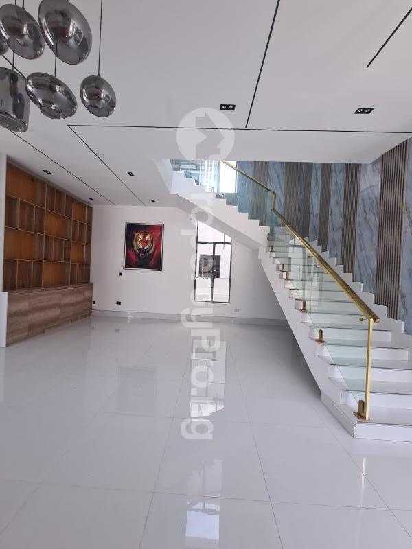 5 bedroom House for sale Ikota Lekki Lagos