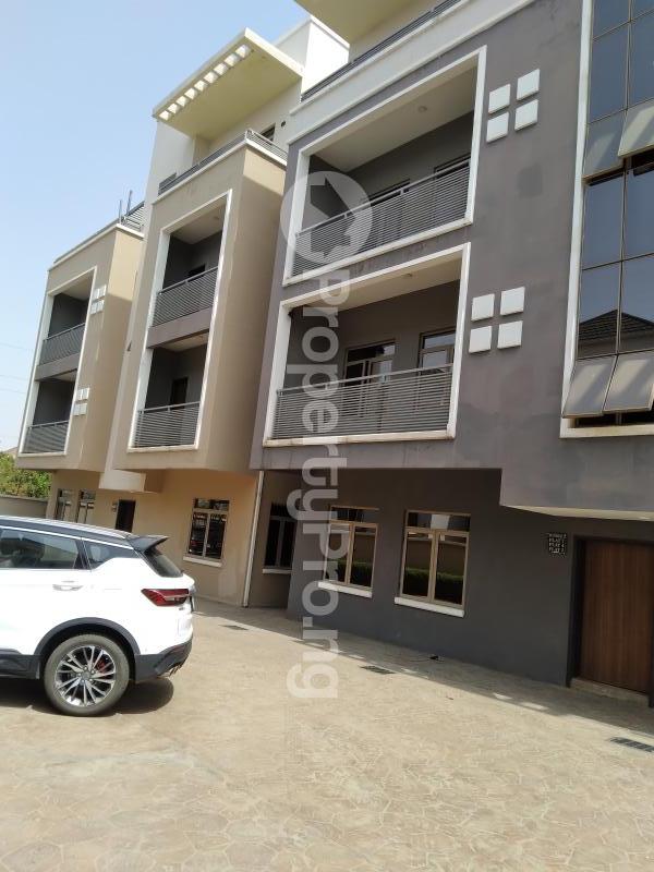 3 bedroom House for rent Diplomatic Zone Guzape Abuja
