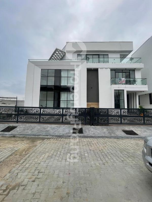 5 bedroom House for sale Chevron Alternative Route Lekki Lagos