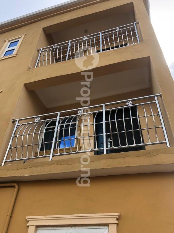 3 bedroom Flat / Apartment for rent Aguda Surulere Lagos