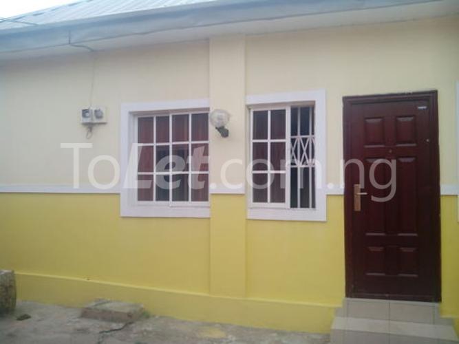 3 bedroom Commercial Property for rent Muritala Mohammed Way Yaba Yaba Lagos - 0